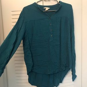 Turquoise half button down blouse